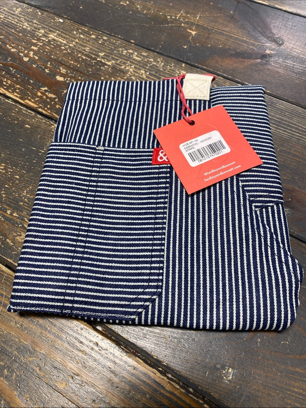 Essential Apron Patterns - OS - Picture 6 of 10